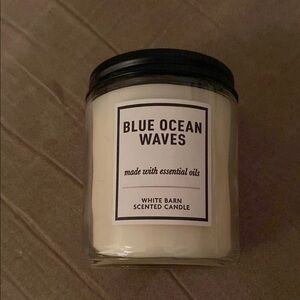 White Barn Blue Ocean Waves 1 Wick Candle
